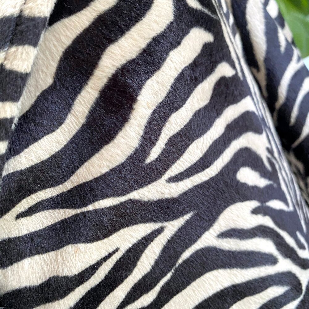 Vintage Betsey Johnson Striped Faux Fur Coat SZ 2 - Small - Picture 10 of 12